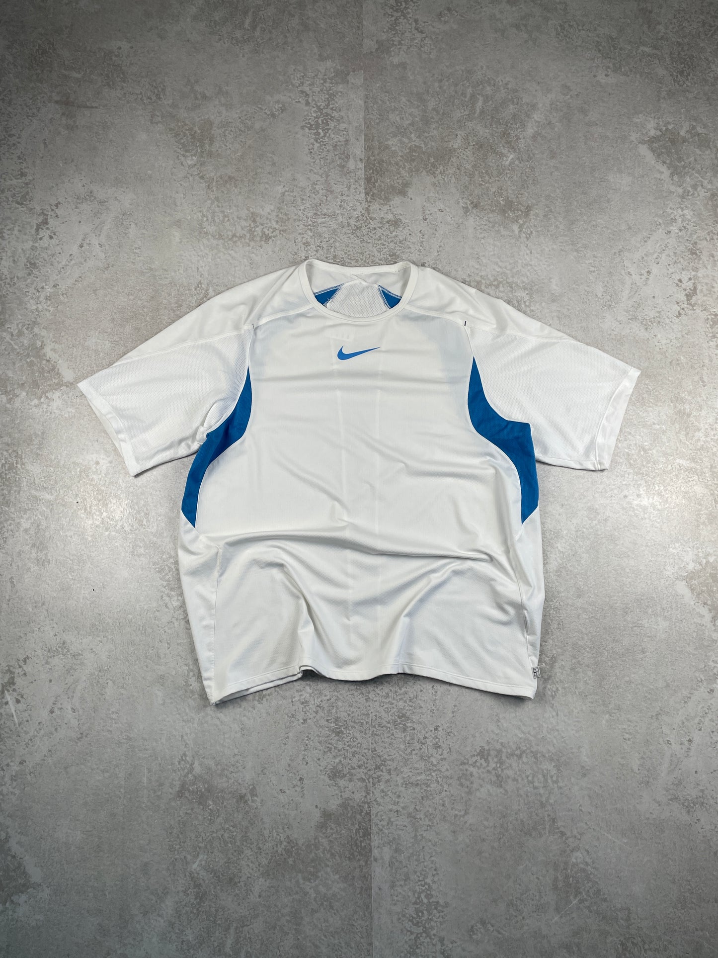 Nike Tshirt 00‘s (M)