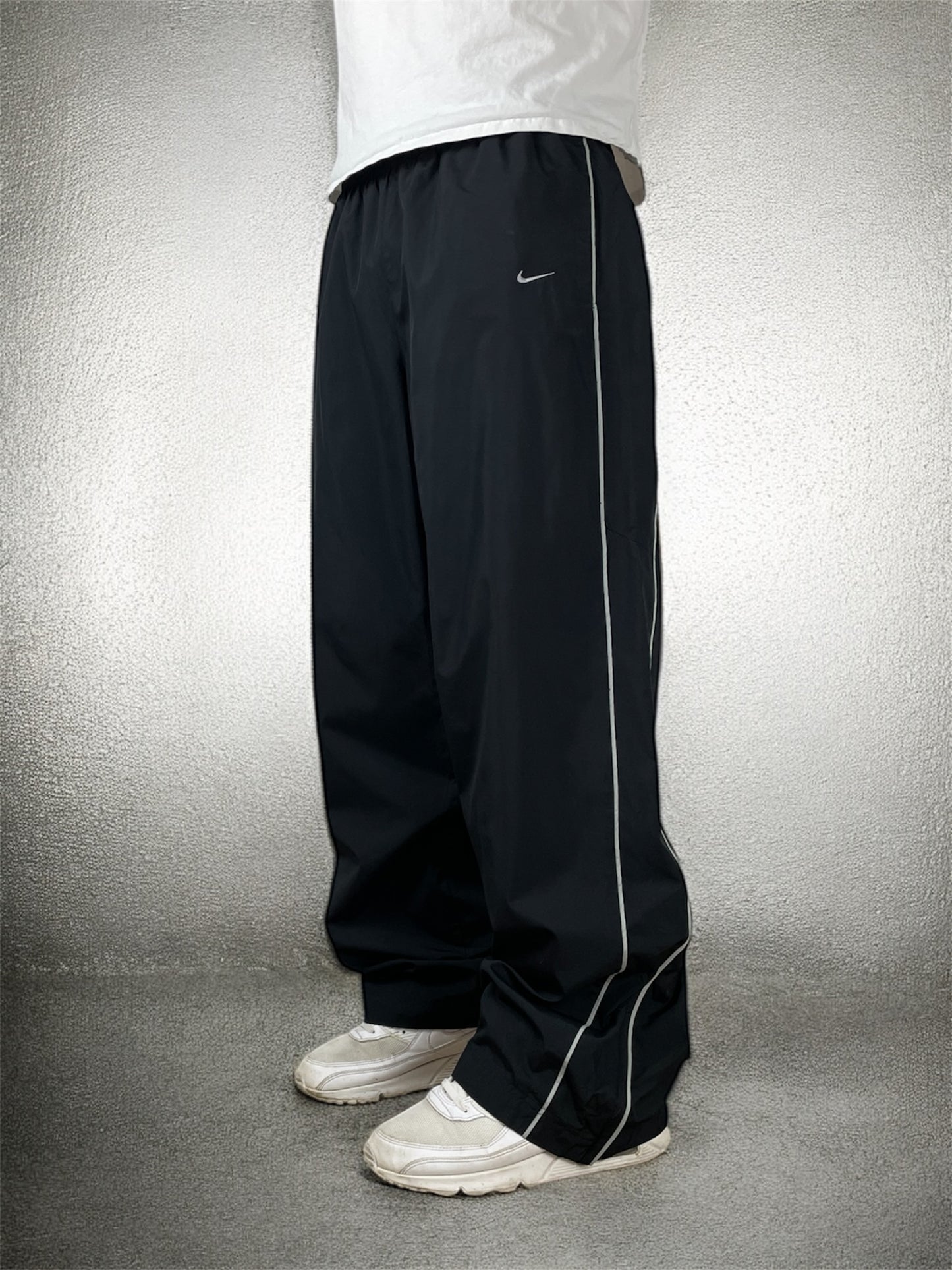 Nike Trackpants 00‘s (XL)