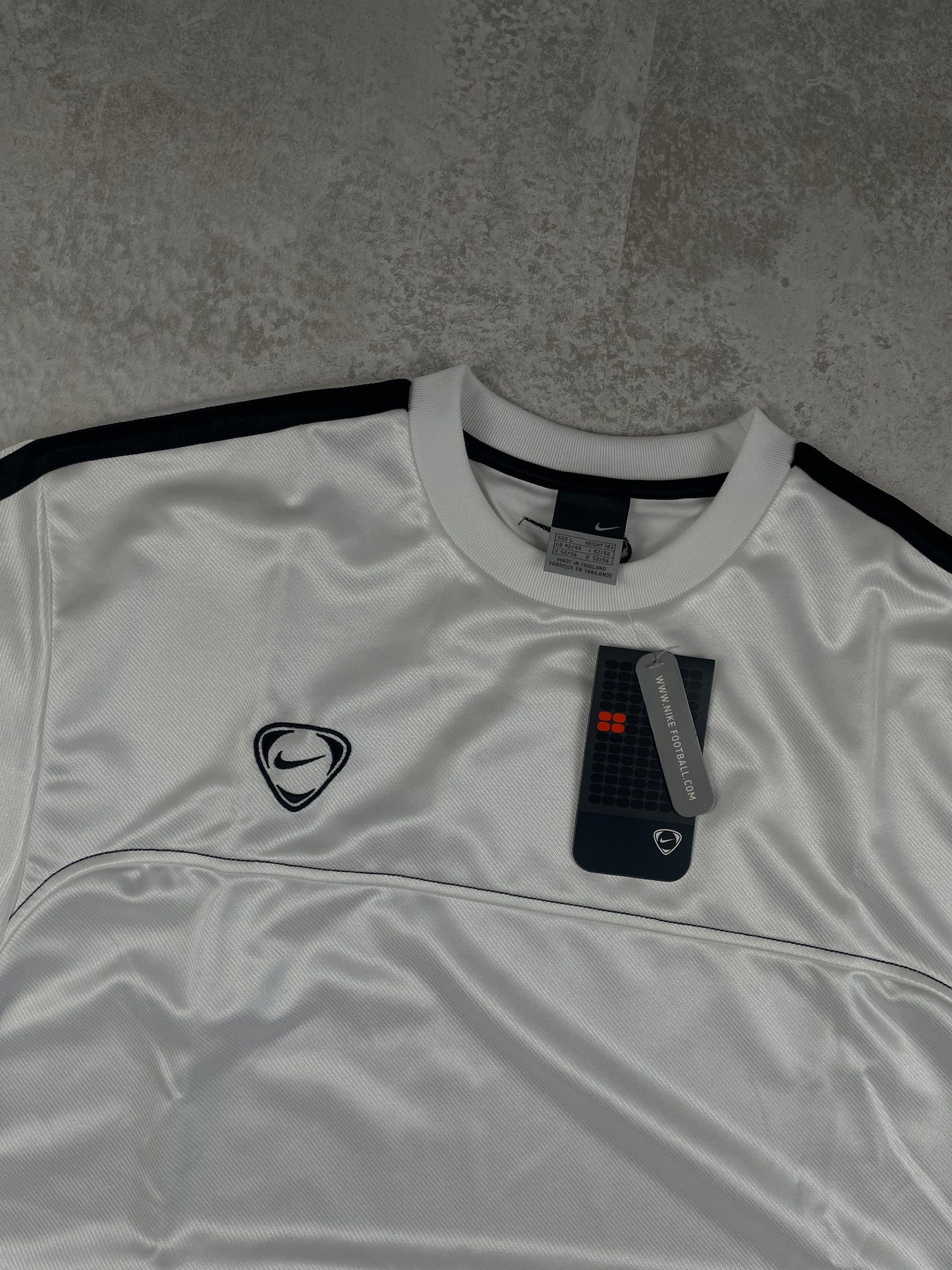 Nike Tshirt 00‘s (L)