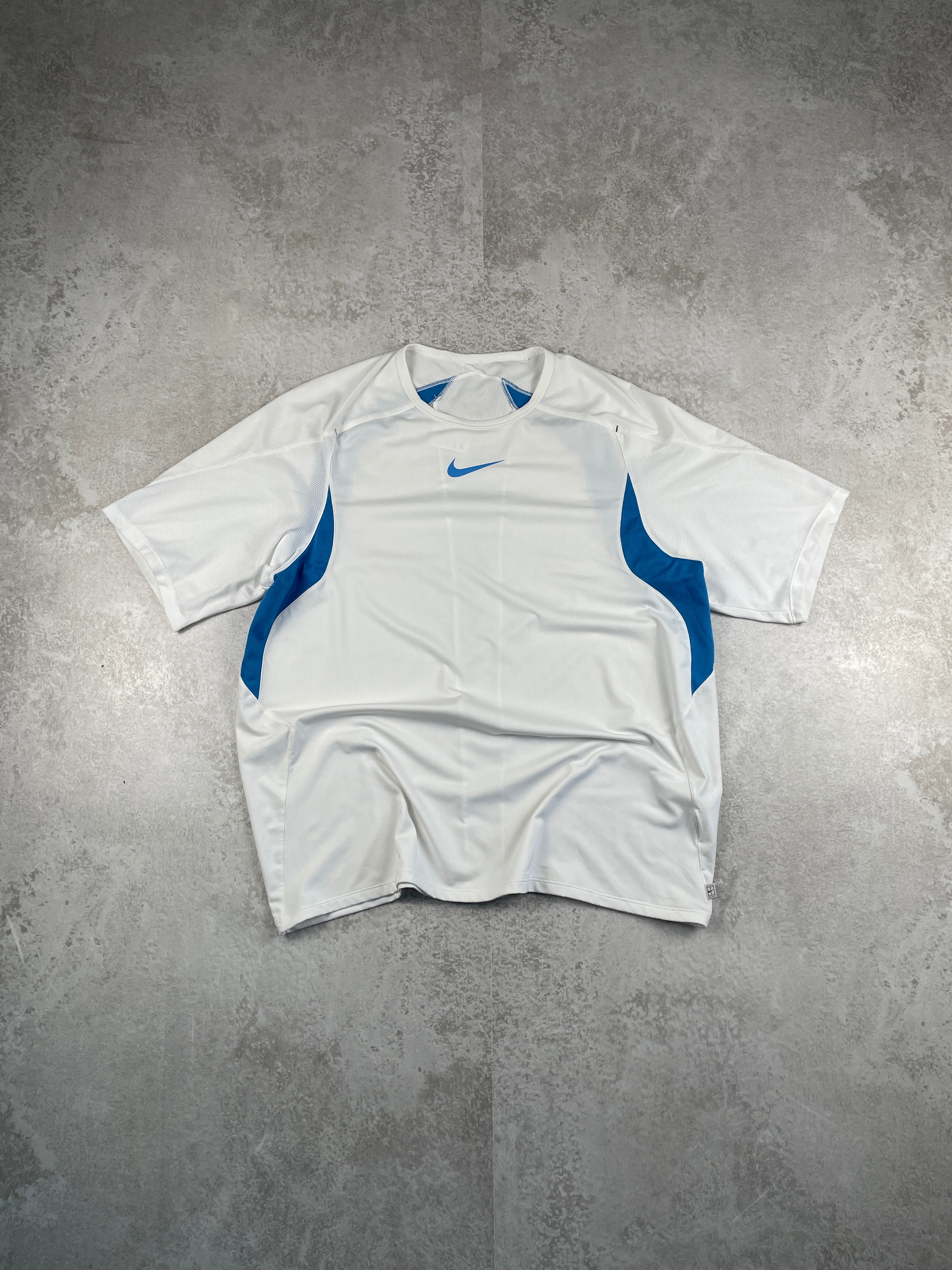 Nike Tshirt 00‘s (M)