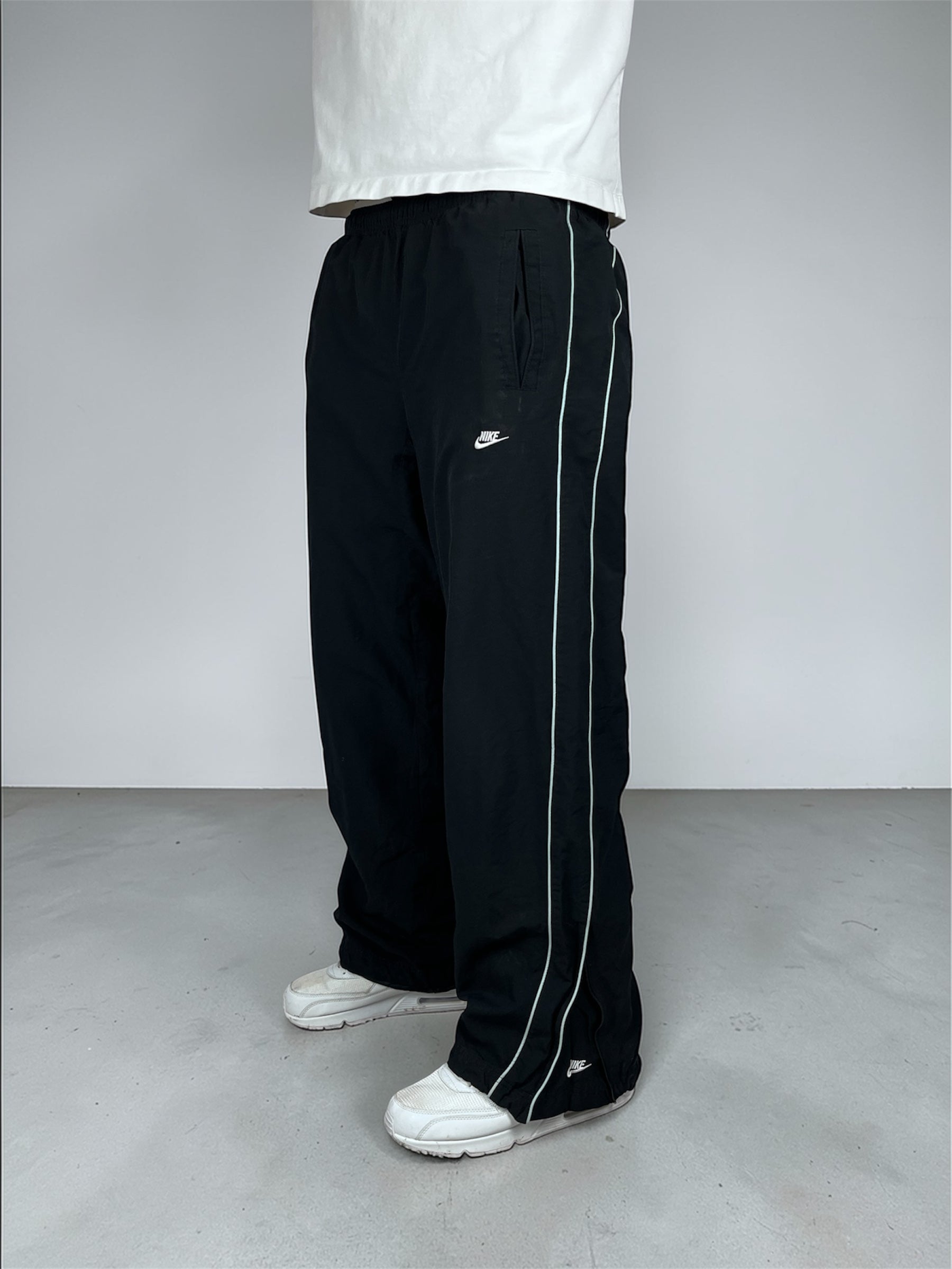 Nike Trackpants 00‘s (L)