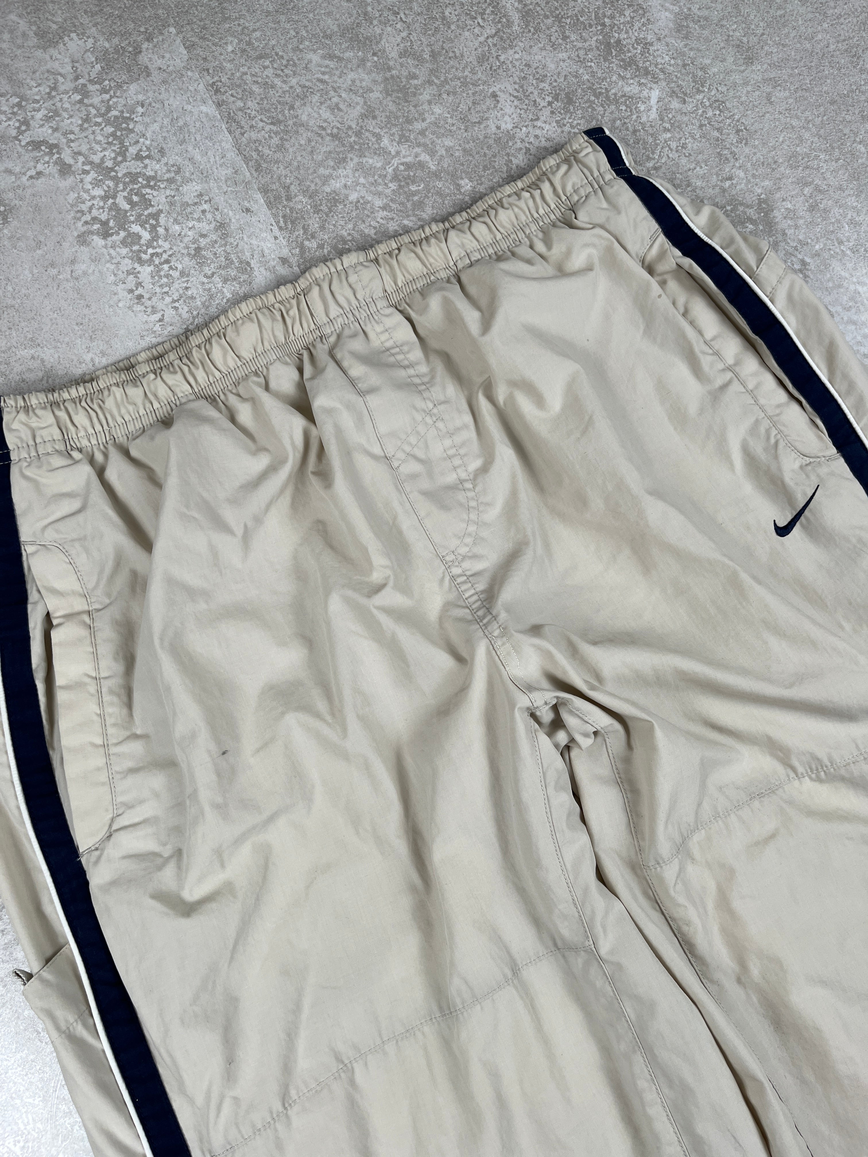 Nike Trackpants 00‘s (XL)