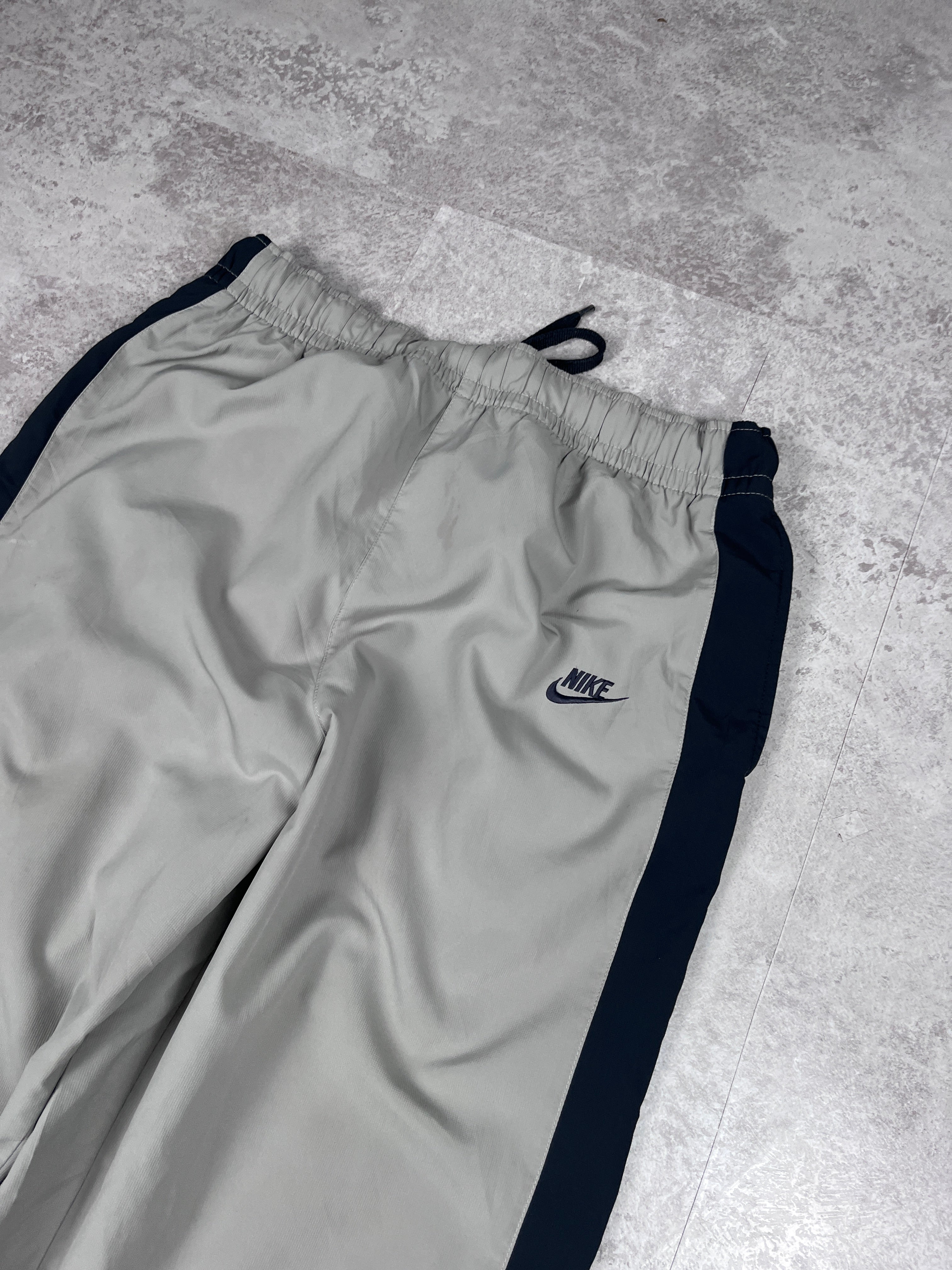 Nike Trackpants 00‘s (XL)