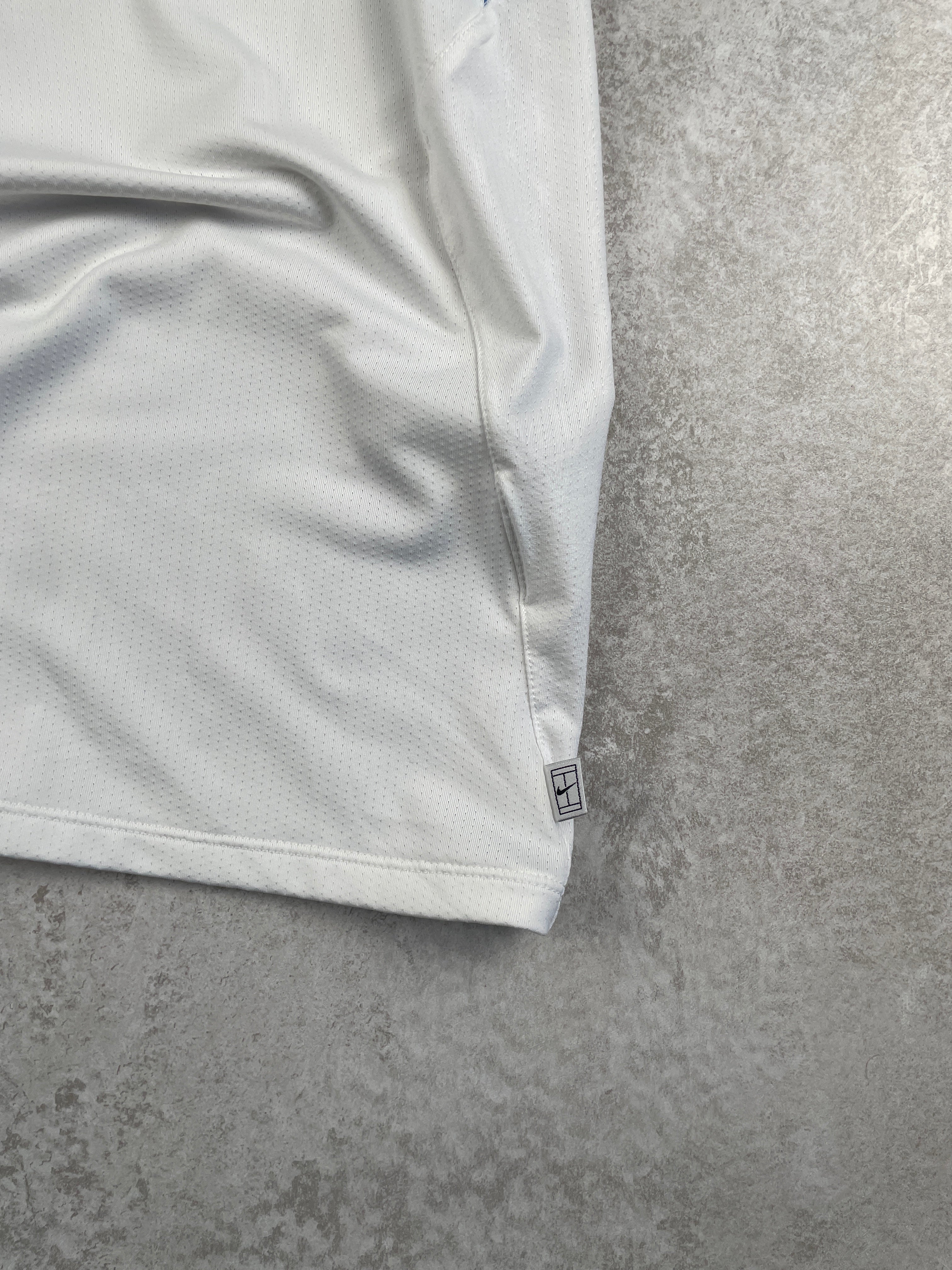 Nike Tshirt 00‘s (M)