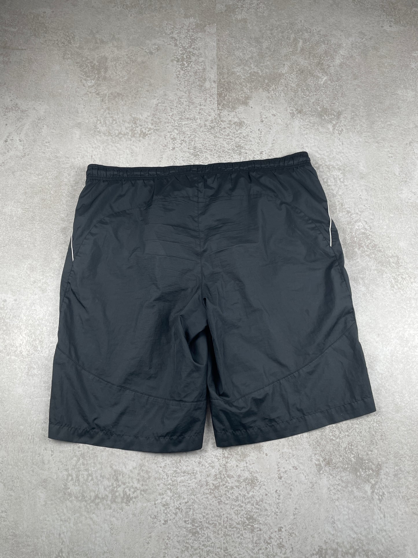 Nike Shorts 10‘s (L)