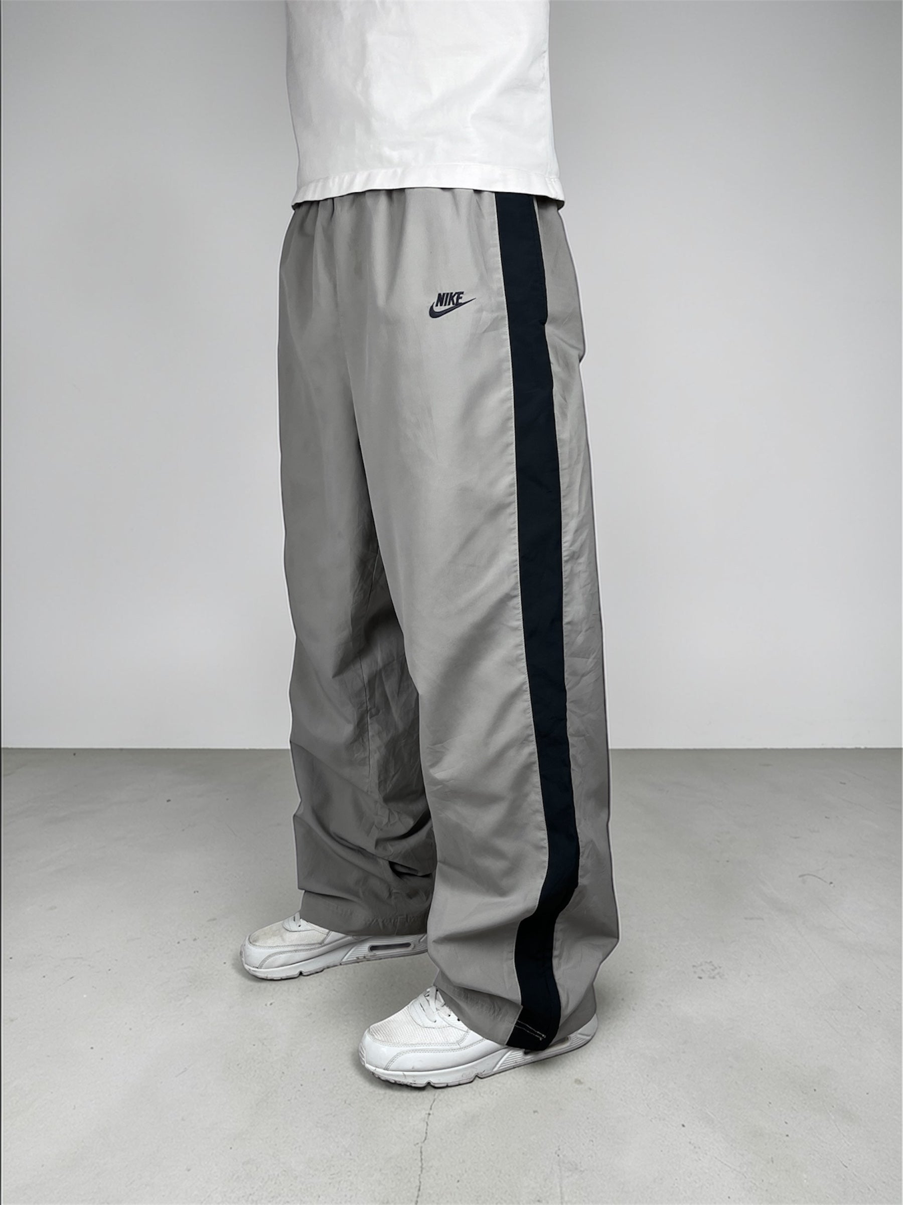 Nike Trackpants 00‘s (XL)