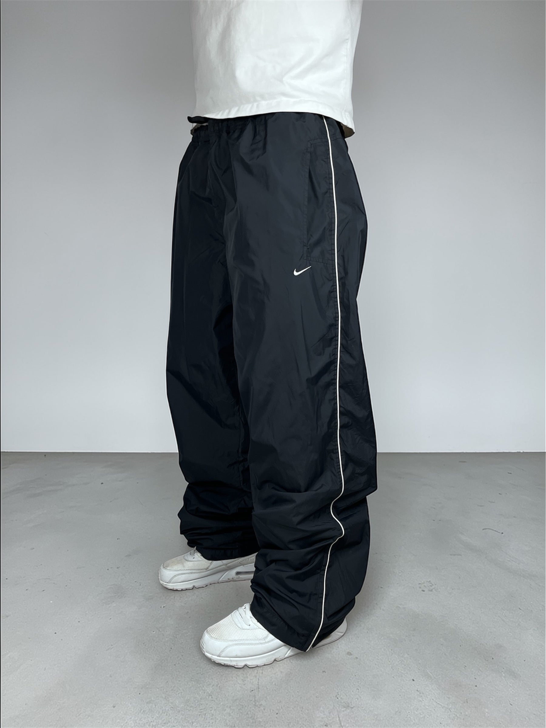 Nike Trackpants 00‘s (XL)