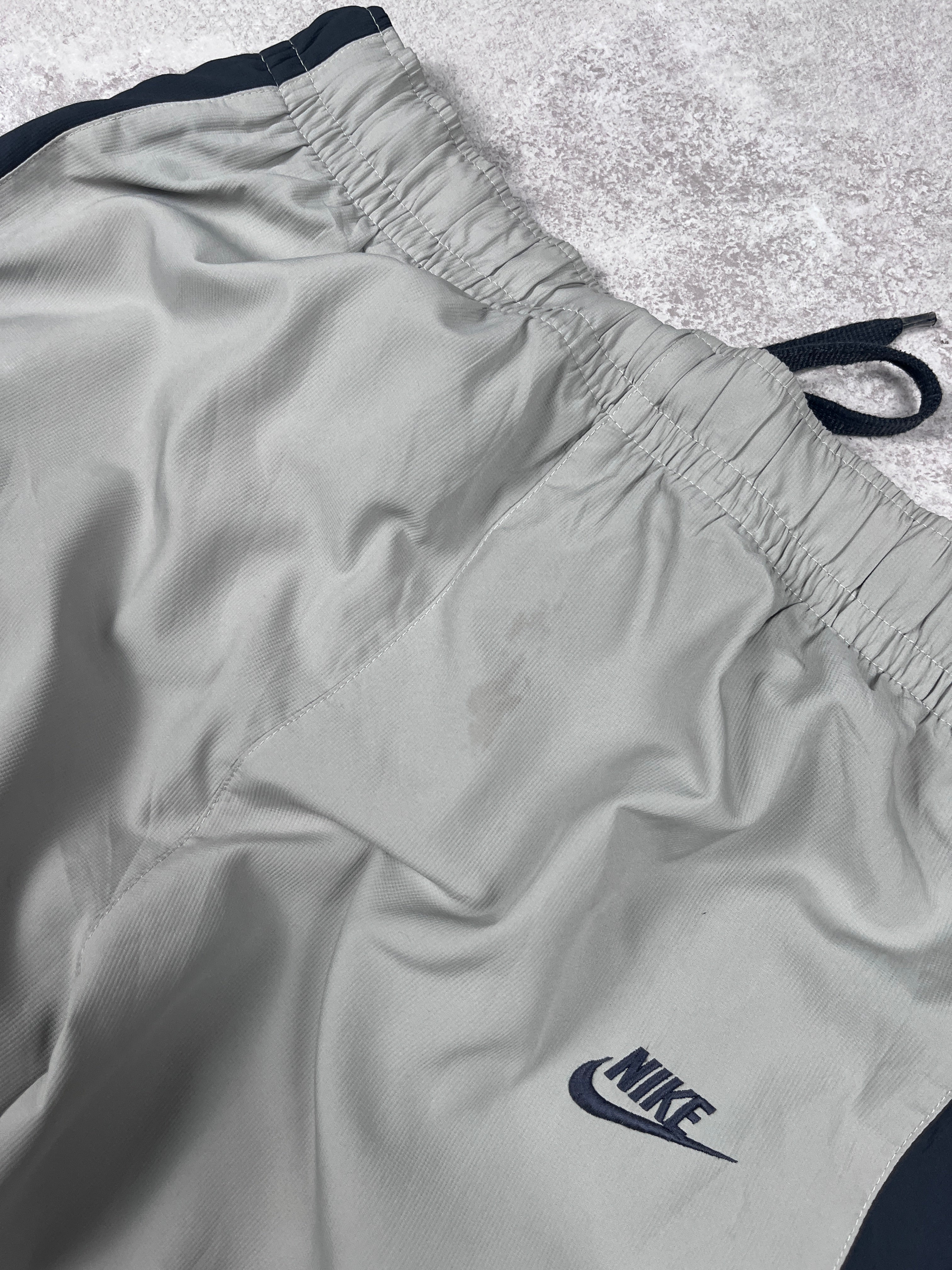 Nike Trackpants 00‘s (XL)