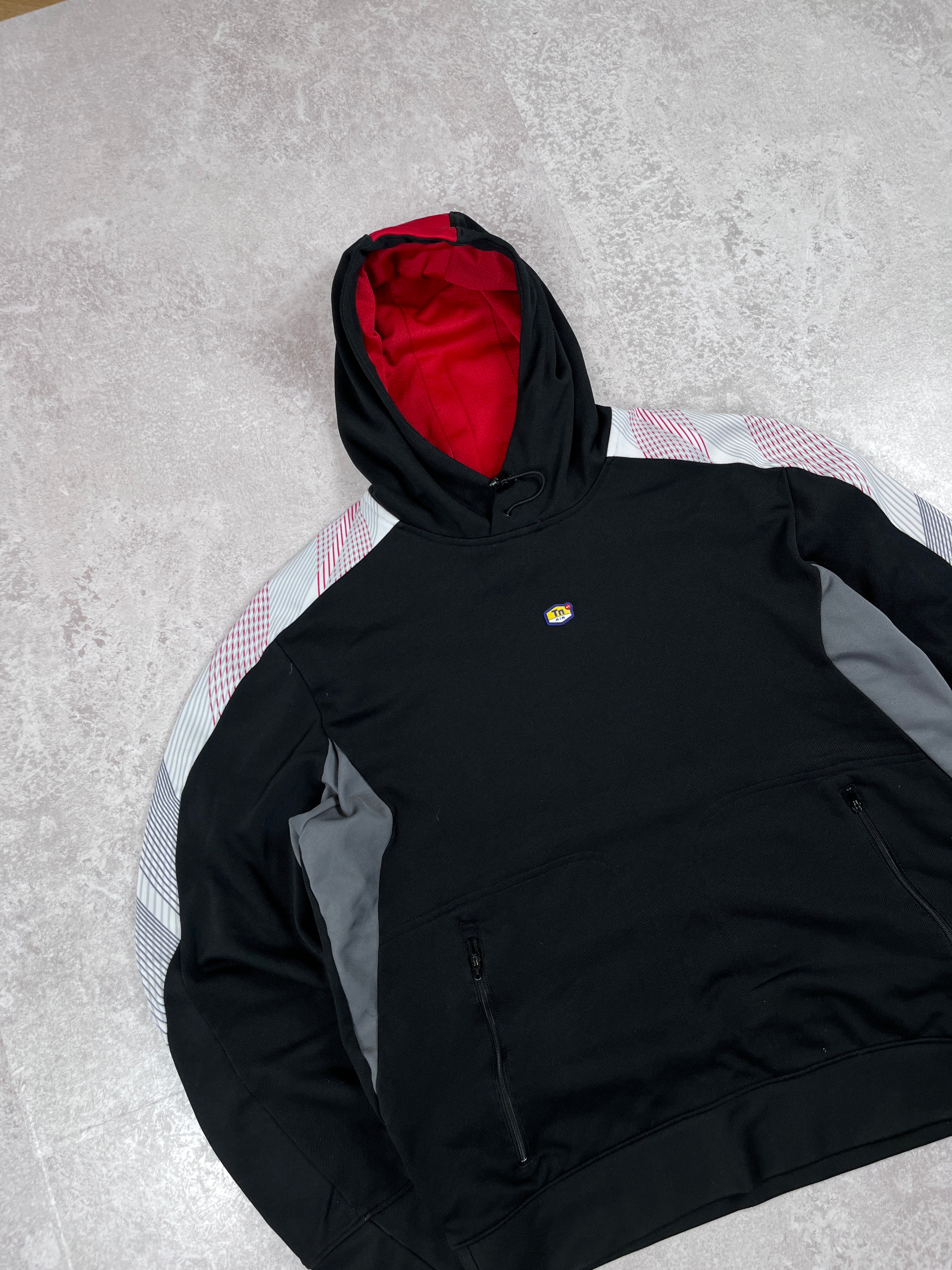 Nike Tn Hoodie 00‘s (M)