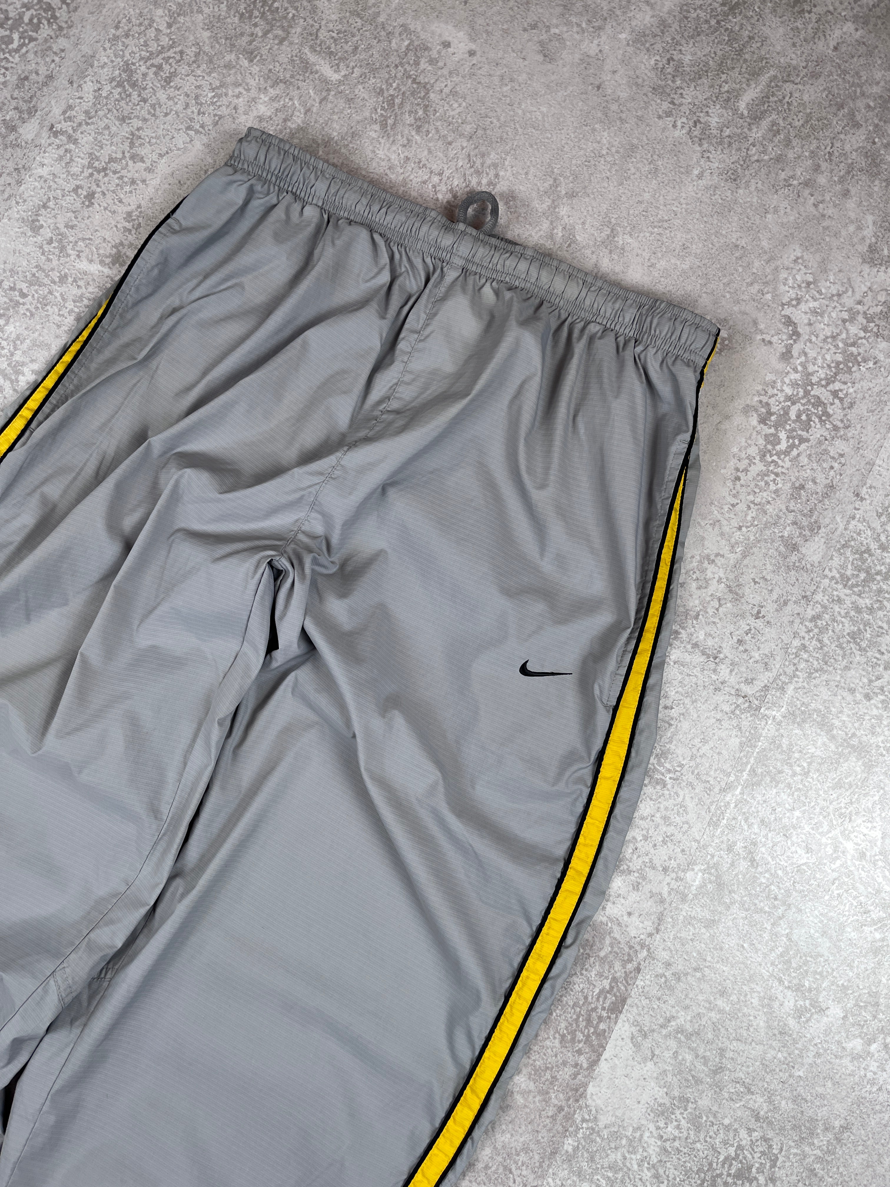 Nike Trackpants 00‘s (L)