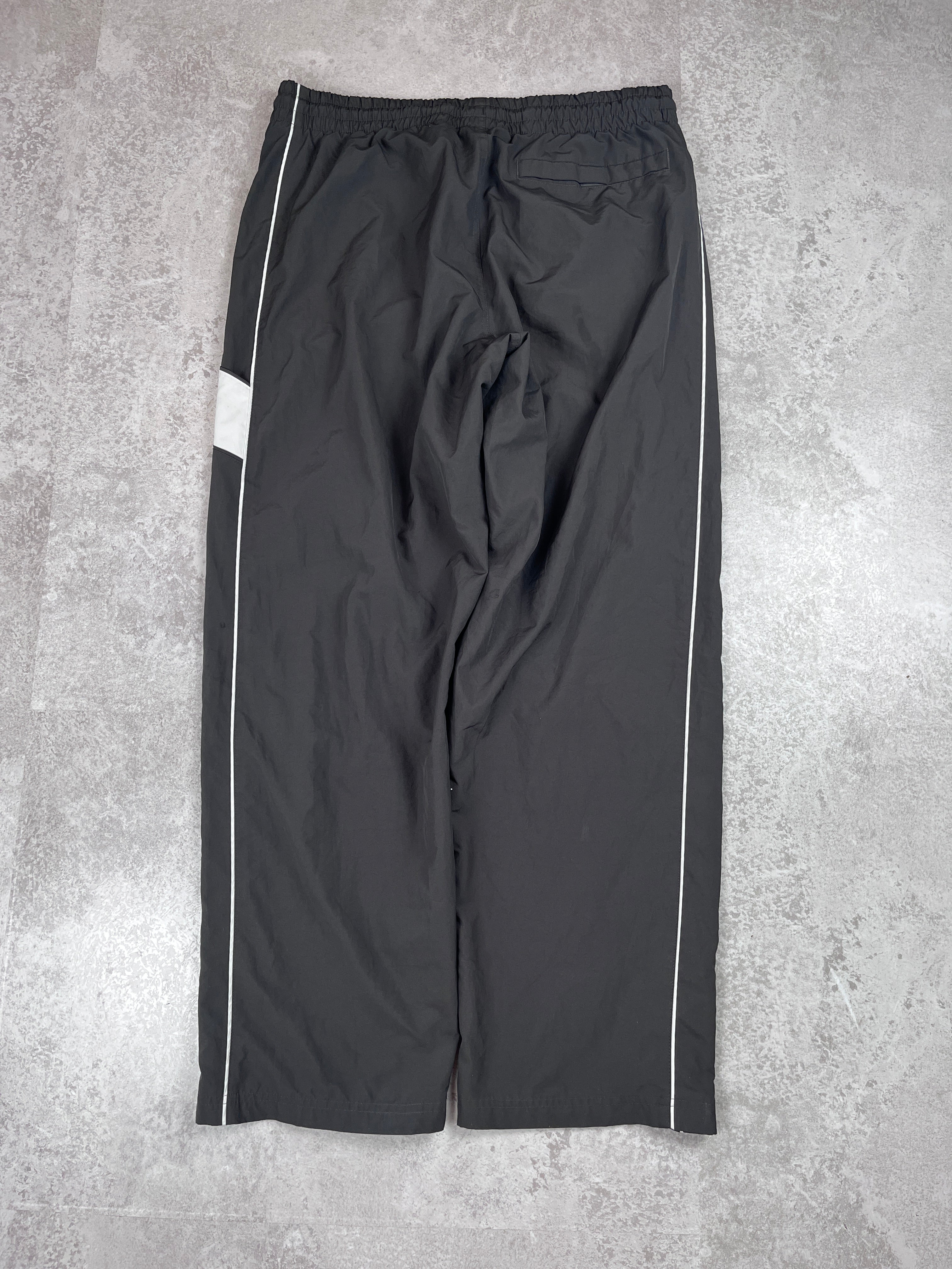 Nike Trackpants 00‘s (XL)