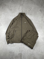 Nike Tracksuit (L)