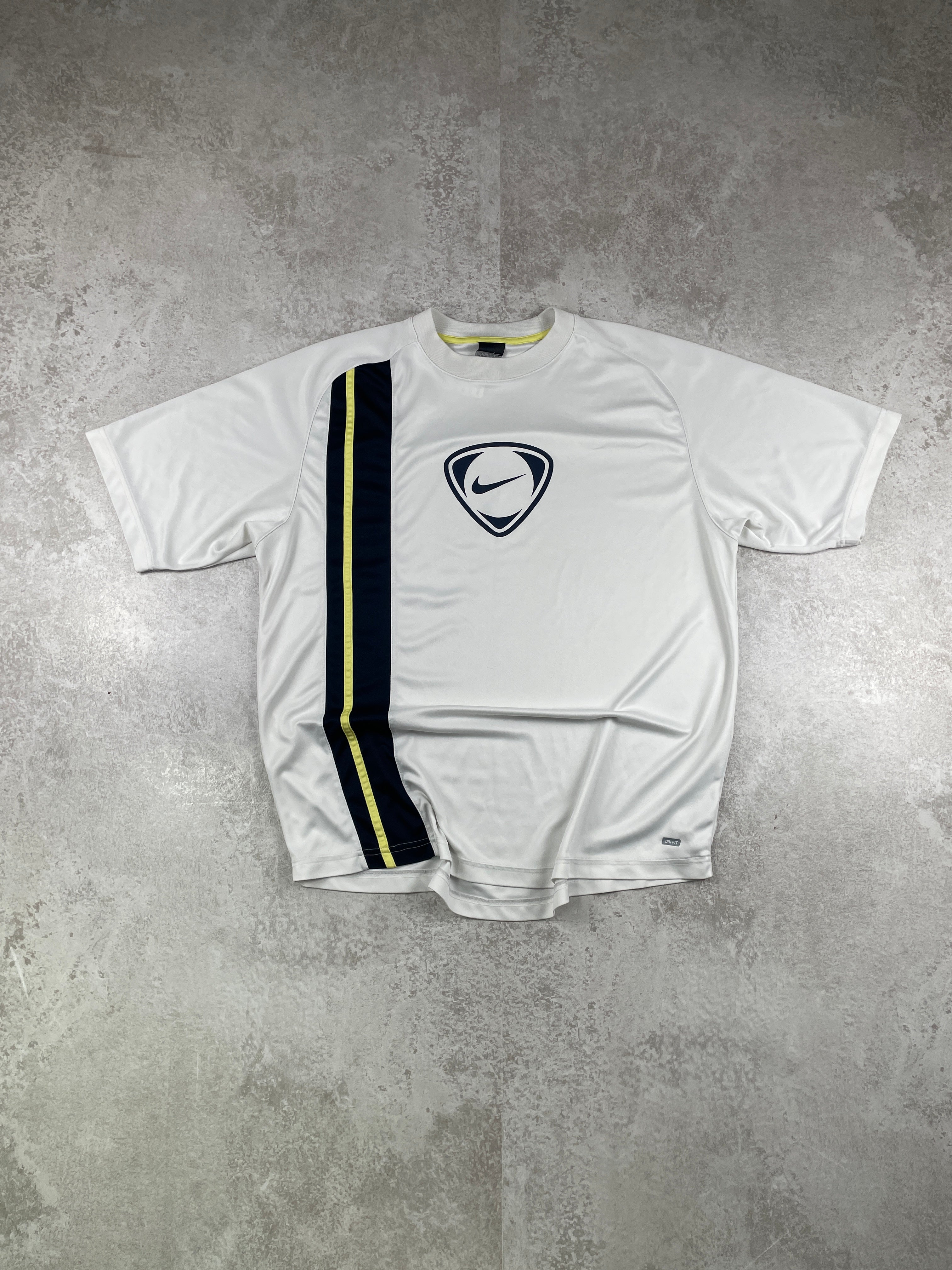 Nike Trikot 00‘s (XL)