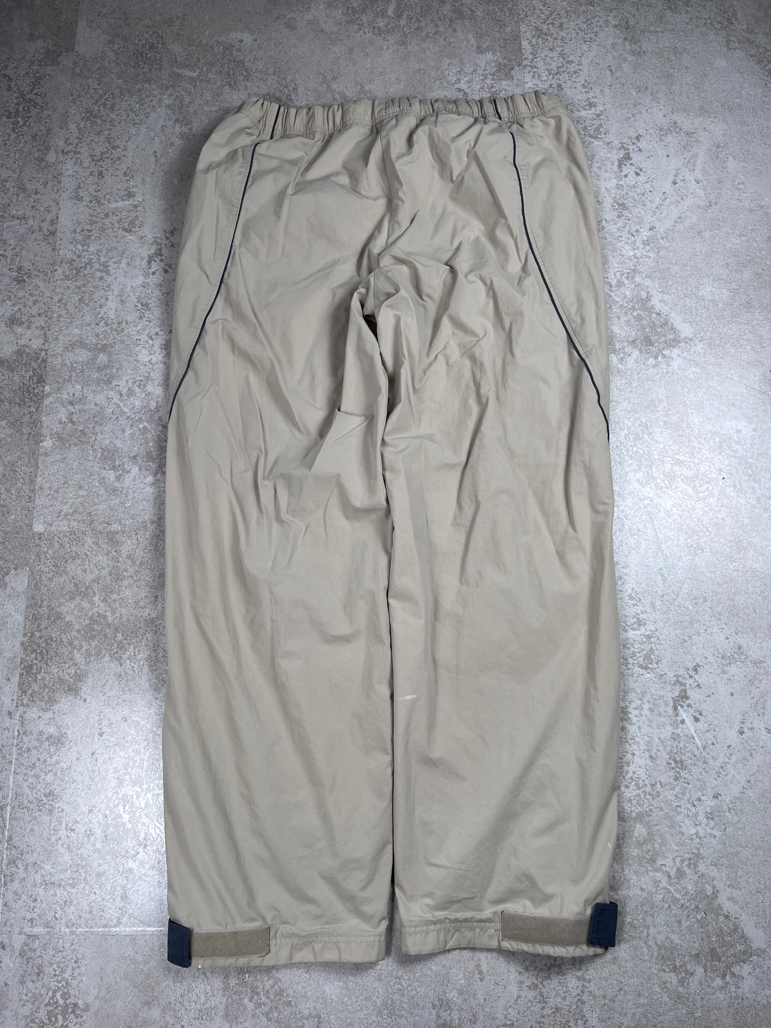 Nike Trackpants 00‘s (XL)