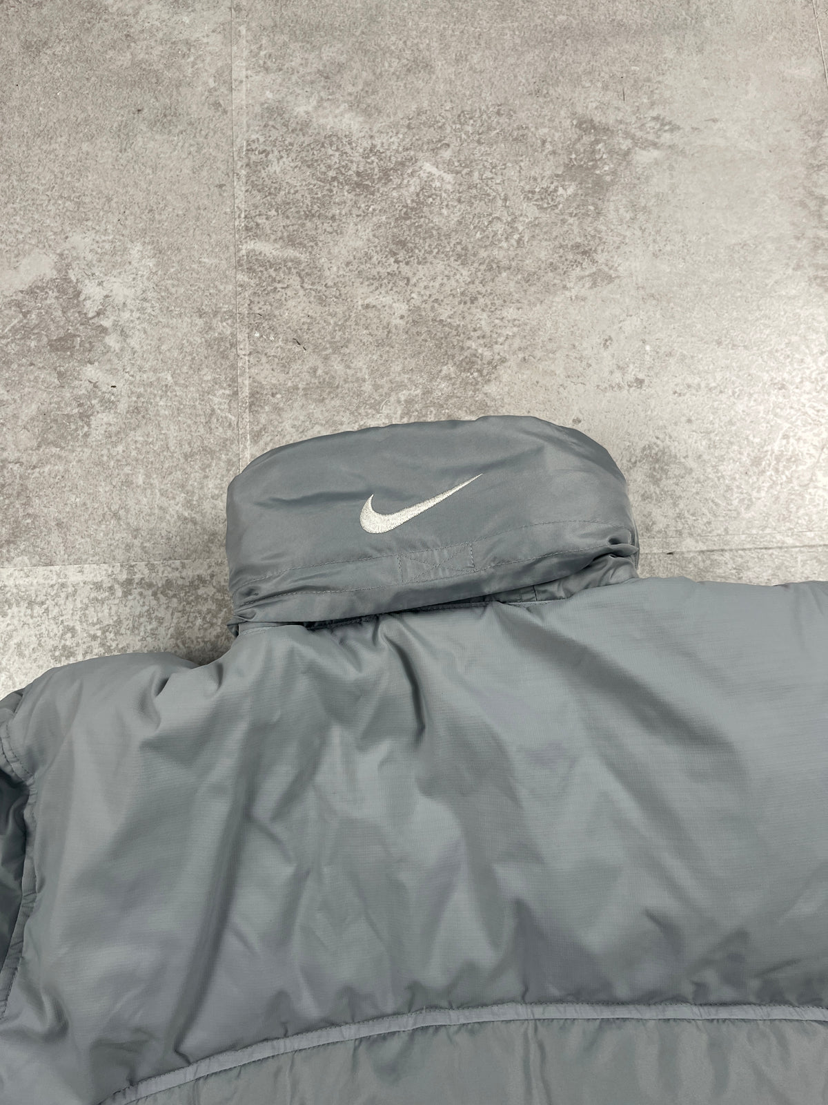 Nike Puffer Jacket 00‘s (L)