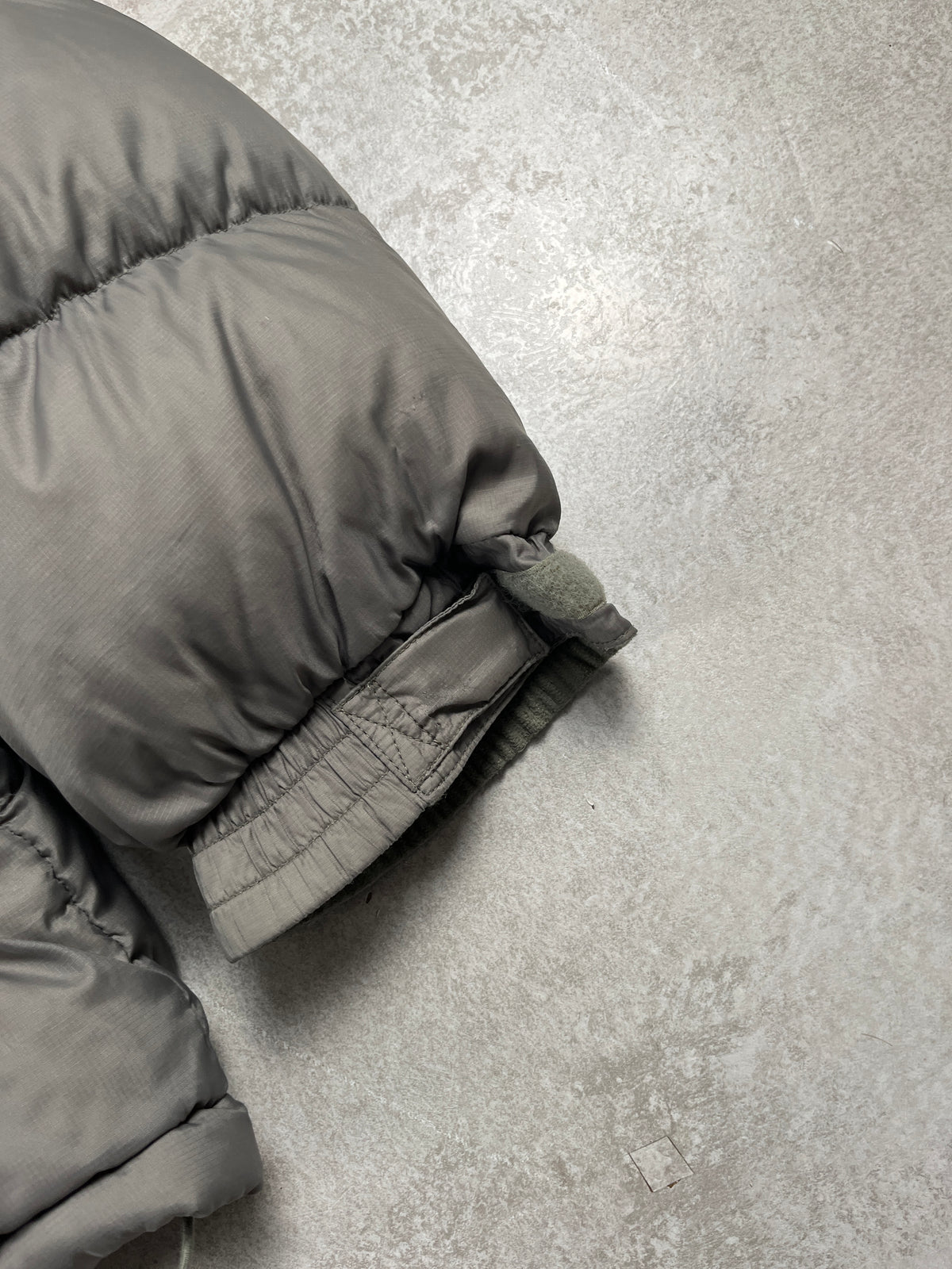 Nike Puffer Jacket 00‘s (L)