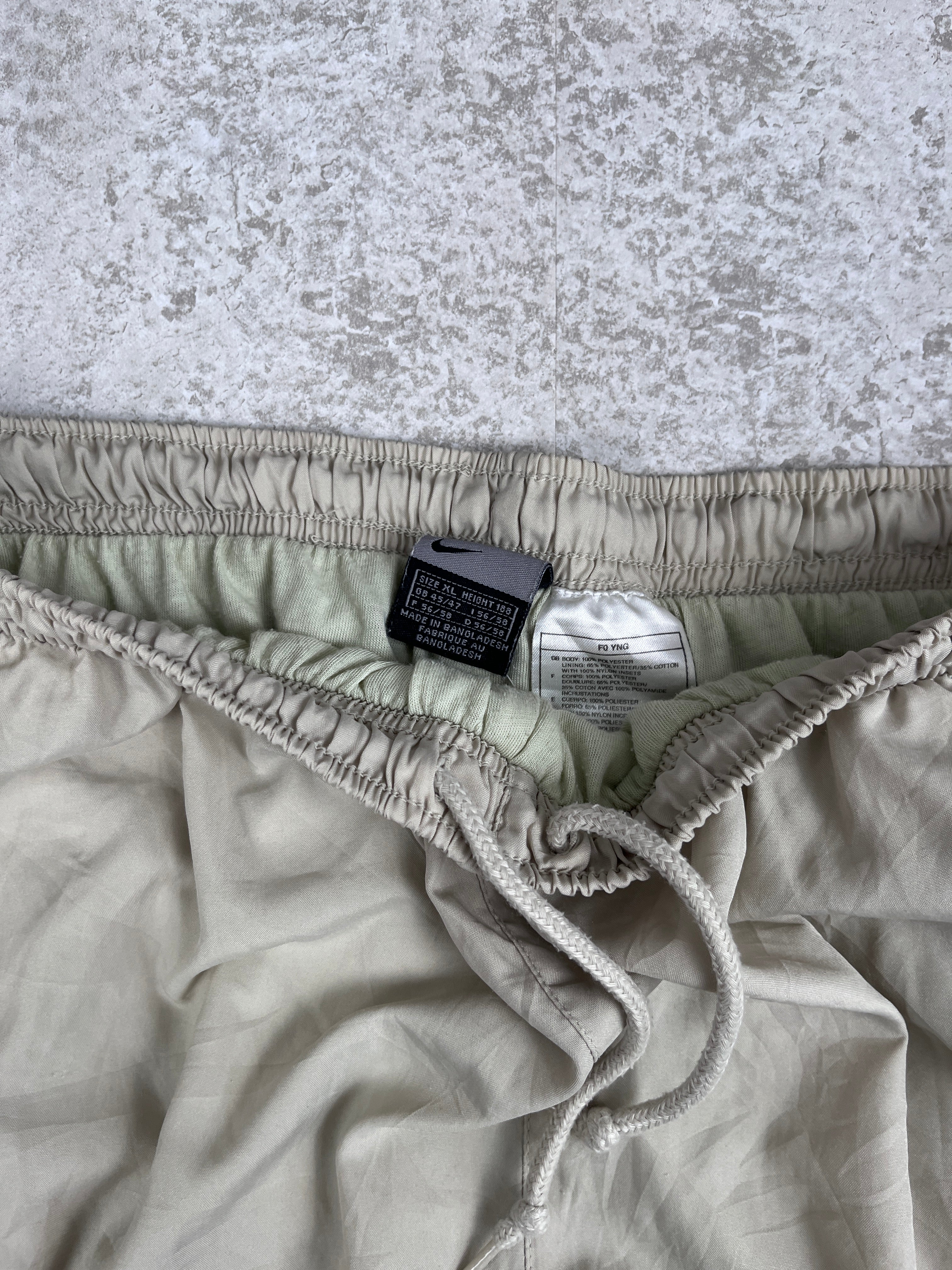 Nike Trackpants 00‘s (XL)