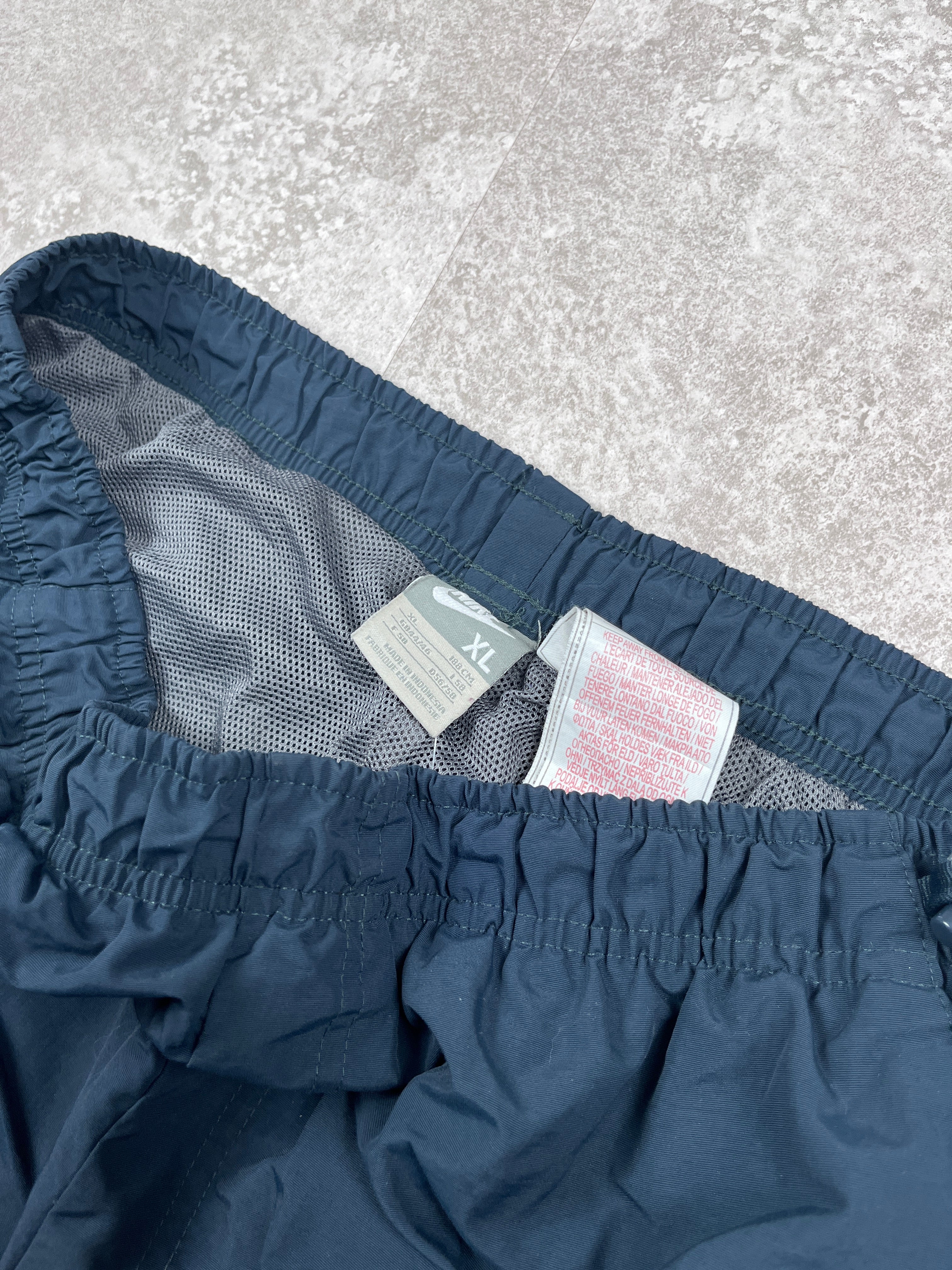 Nike Air Trackpants 00‘s (XL)