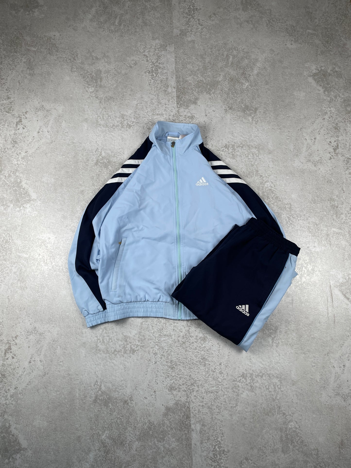 Adidas Tracksuit (S)