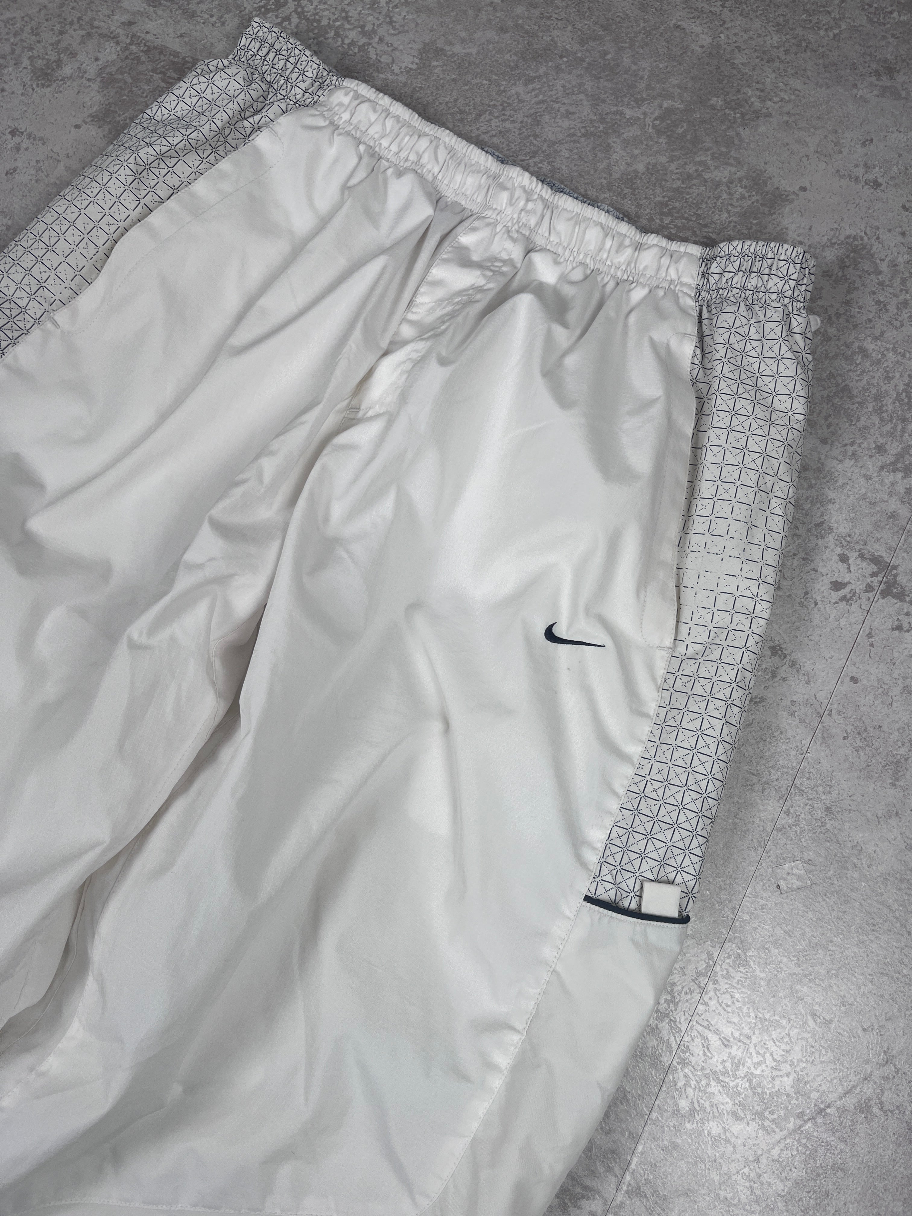 Nike Trackpants 00‘s (XL)