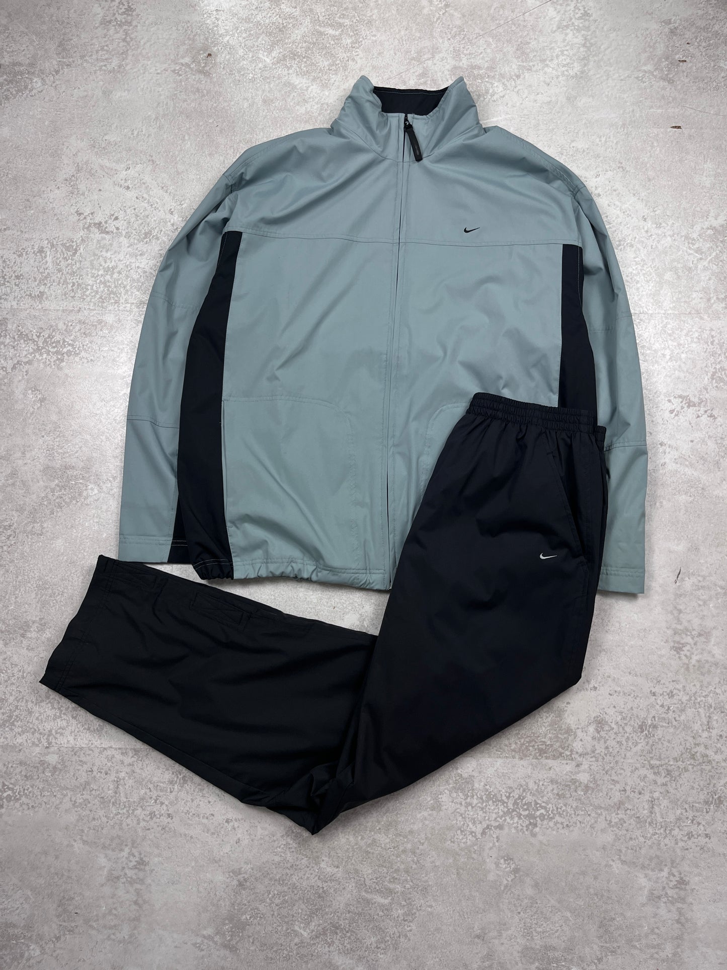 Nike Tracksuit 00‘s (XL)