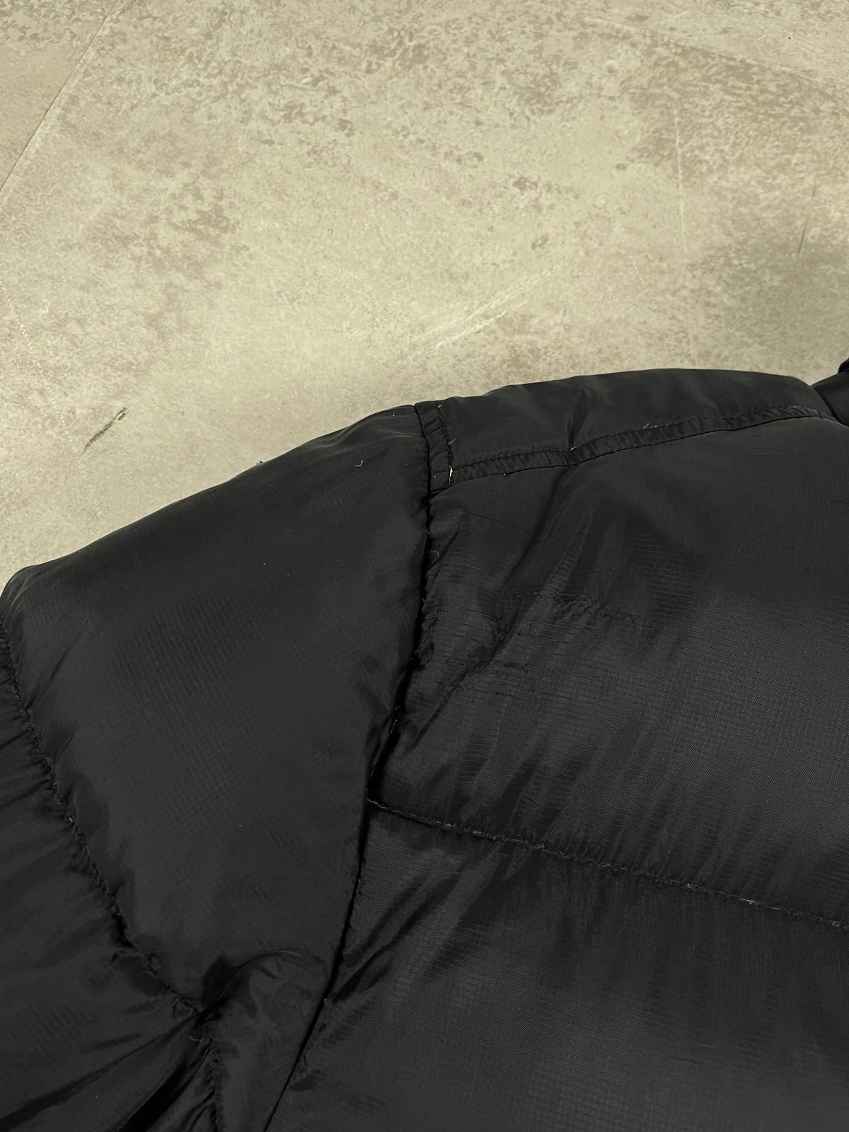 Nike Puffer Jacket 00‘s (L)