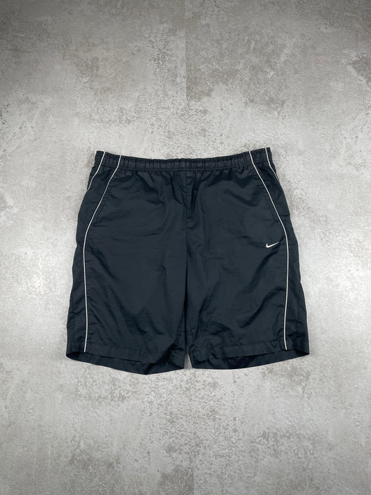 Nike Shorts 10‘s (L)